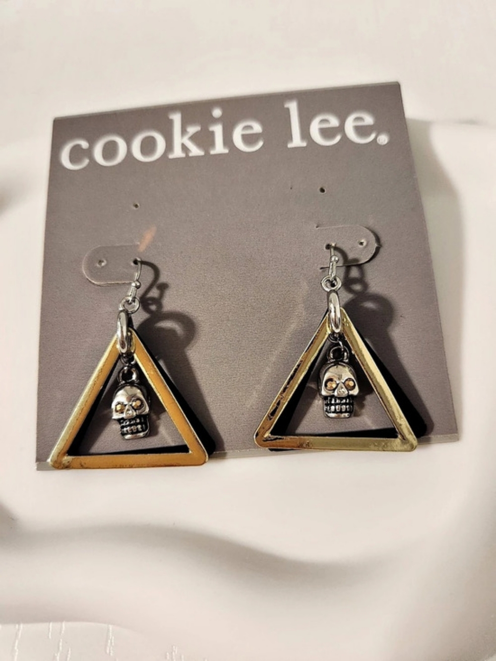 cookie lee Triangle Skull Dangle Earrings Black & Gold NWT